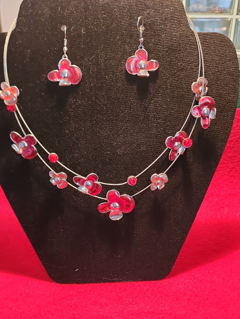 Handcrafted Pink Flower Necklace & Earrings Set - Unbranded